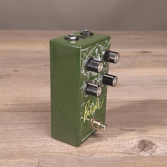 GodCity Instruments Pariah - Rifle Green (USED)