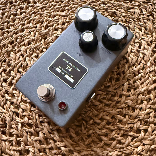 Browne Amplification T4 Fuzz 2020 - Present - Gray