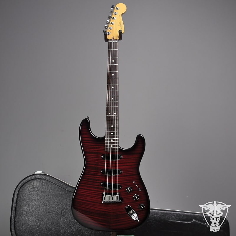 Fender Stratocaster Plus Custom 1995 - 8.05 LBS