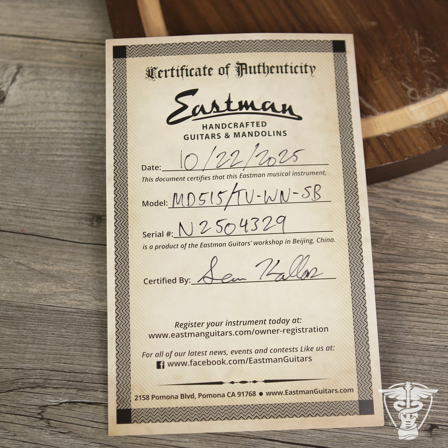 2025 Eastman MD515-TV-Wide Neck - 2.24 LBS