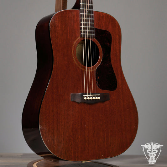 1972 Guild D-25 - 4.75 LBS