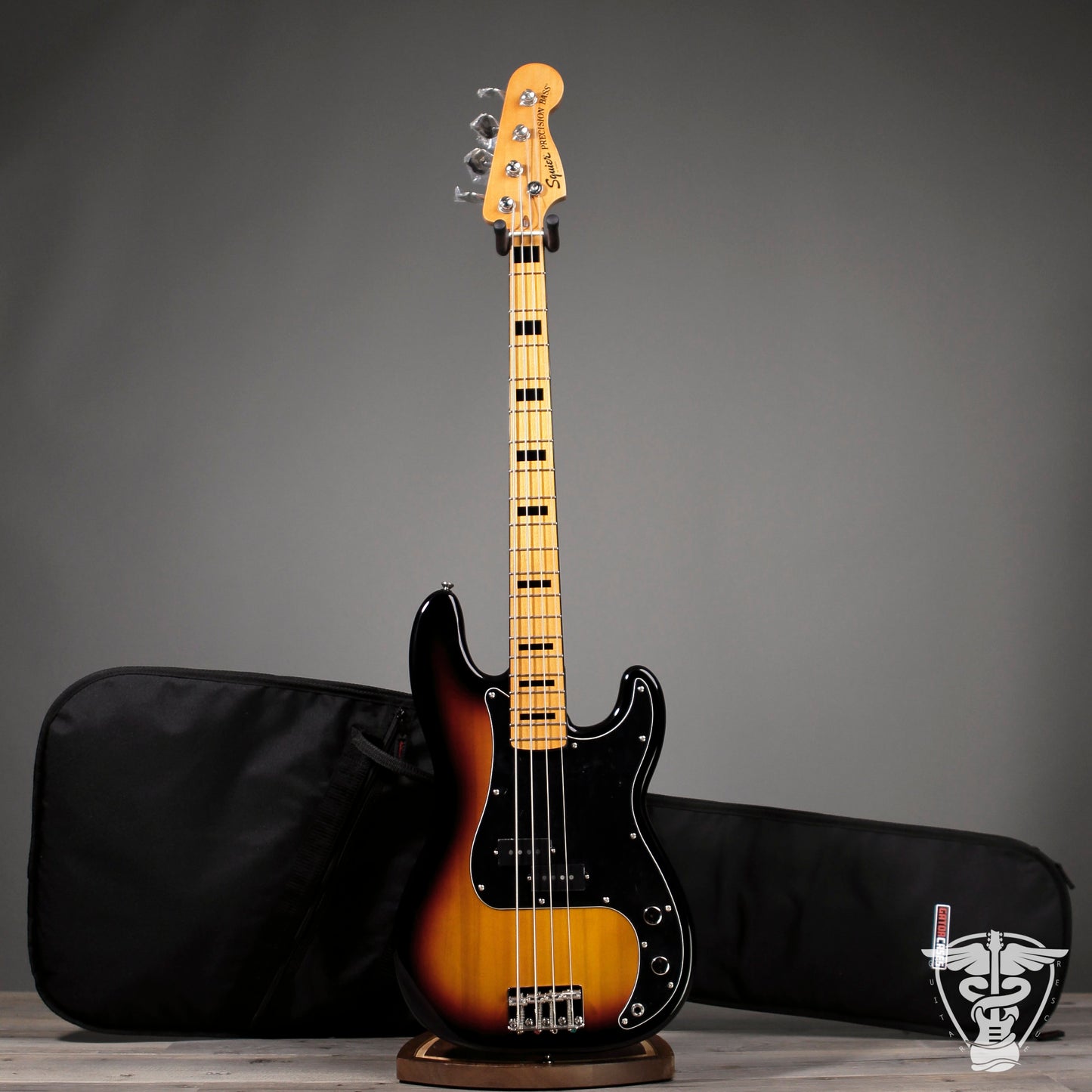 2026 Squier Classic Vibe 70s Precision Bass - 8.04 LBS