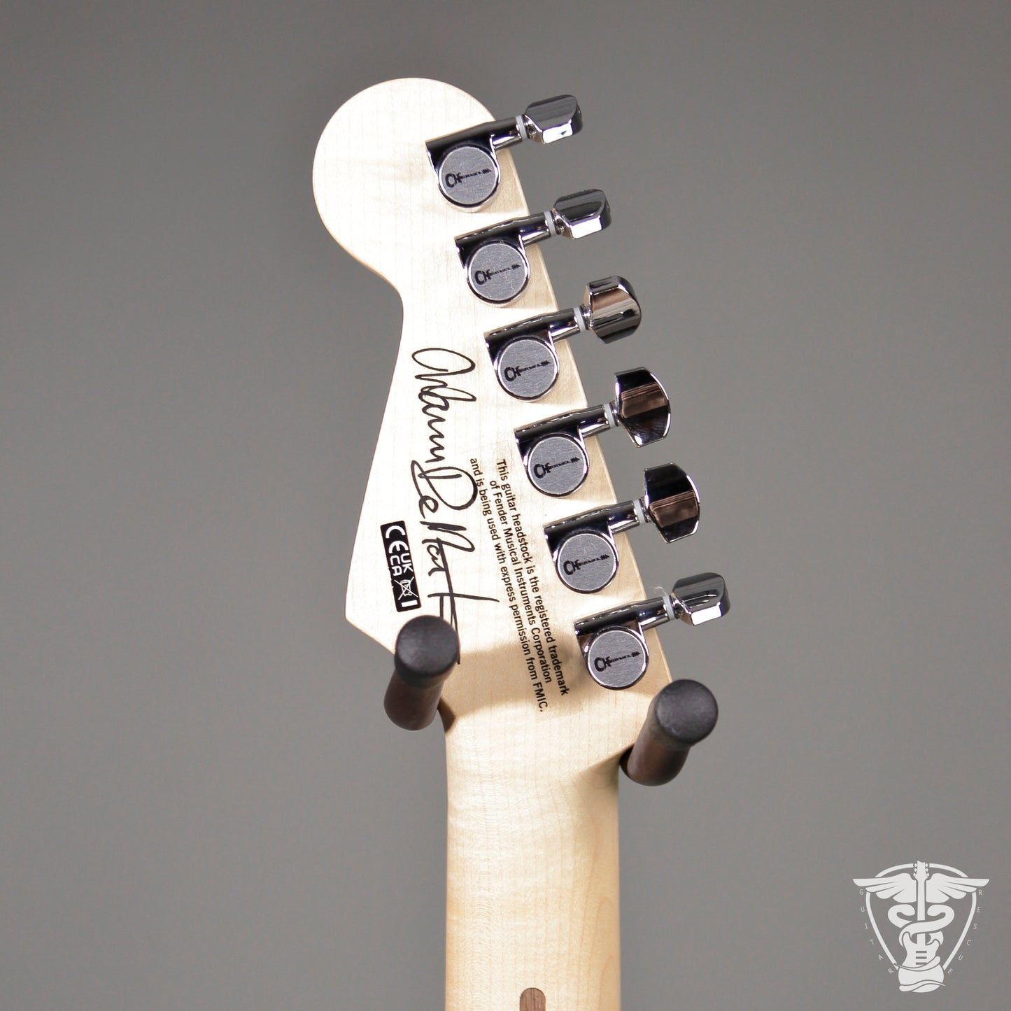 Charvel Warren DeMartini Signature Pro-Mod (Blood & Skull)