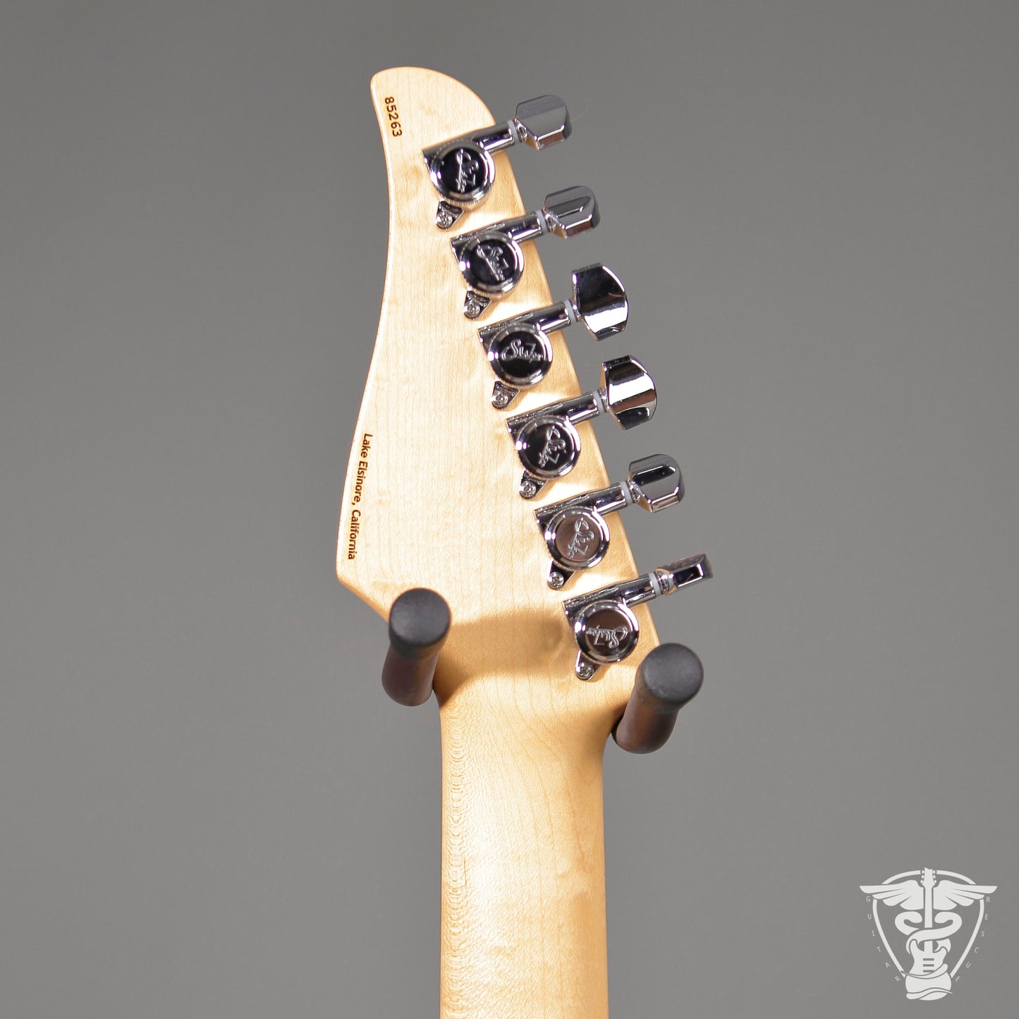Suhr Classic S - 7.94 LBS