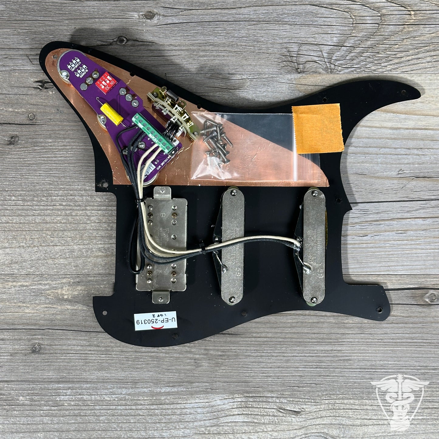 Mojotone 58 Quiet Coil HSS Stratocaster Prewired Pickguard