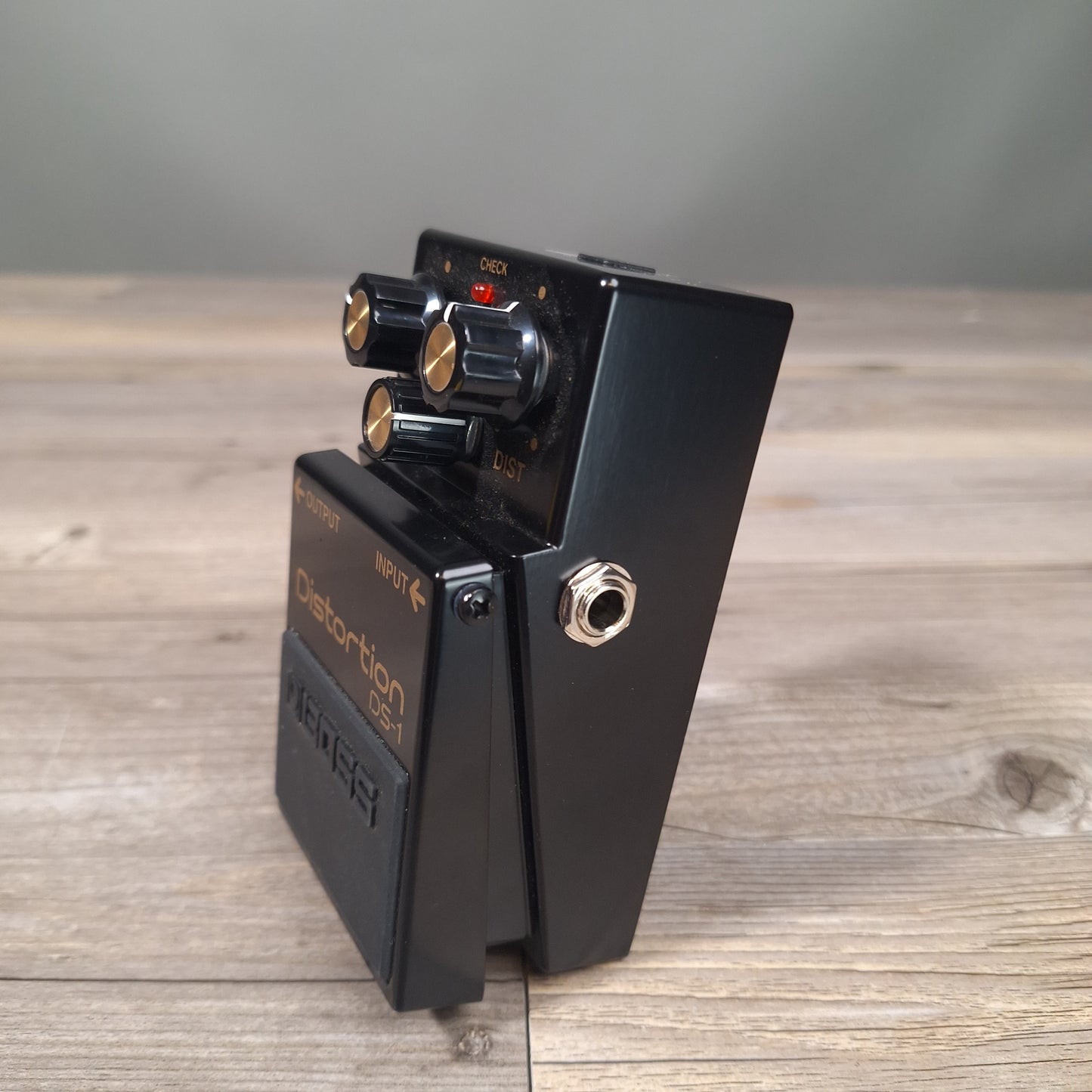 Boss DS-1 Distortion (25th Anniversary) (USED)