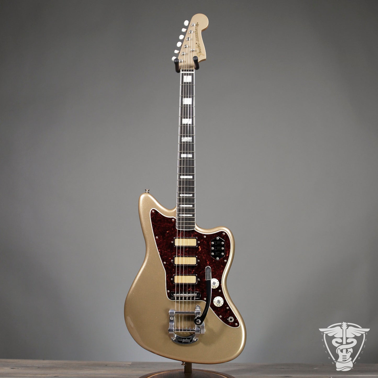 2023 Fender Gold Foil Jazzmaster - 9.19 LBS