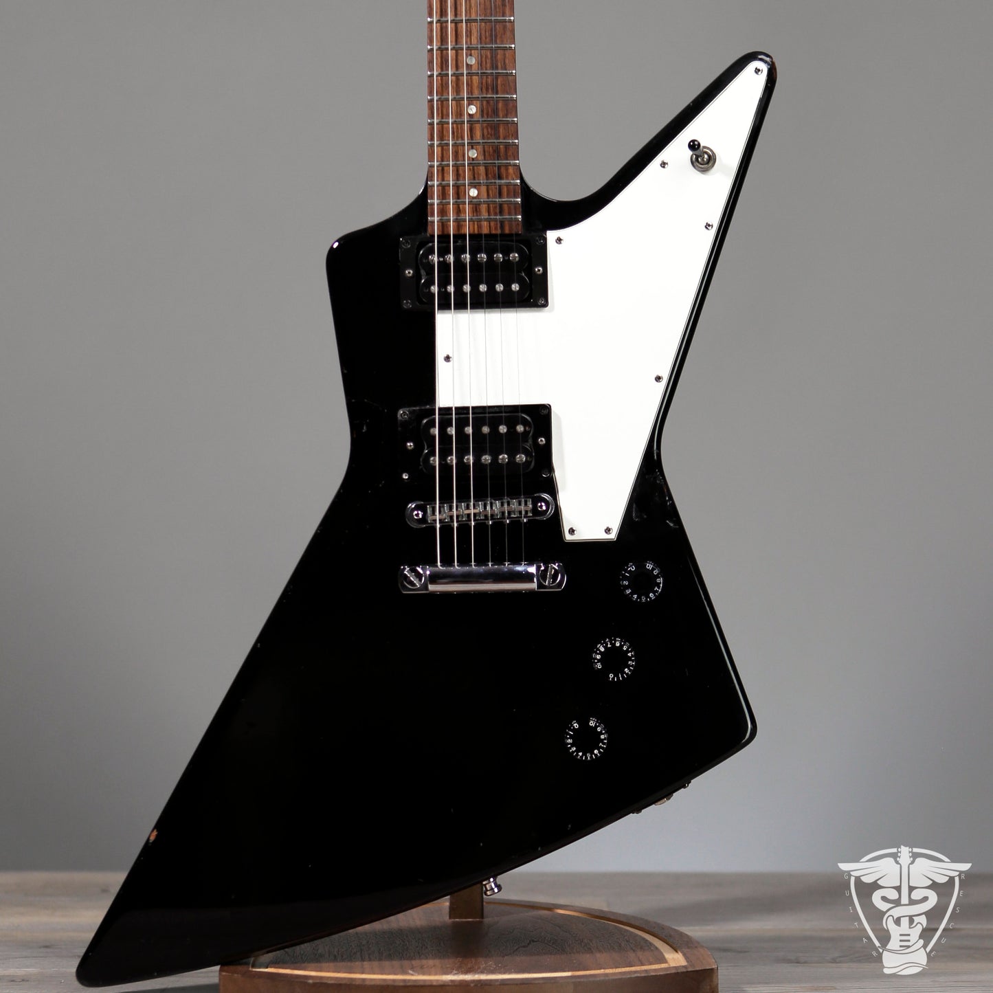 2002 Gibson Explorer - 8.49 LBS