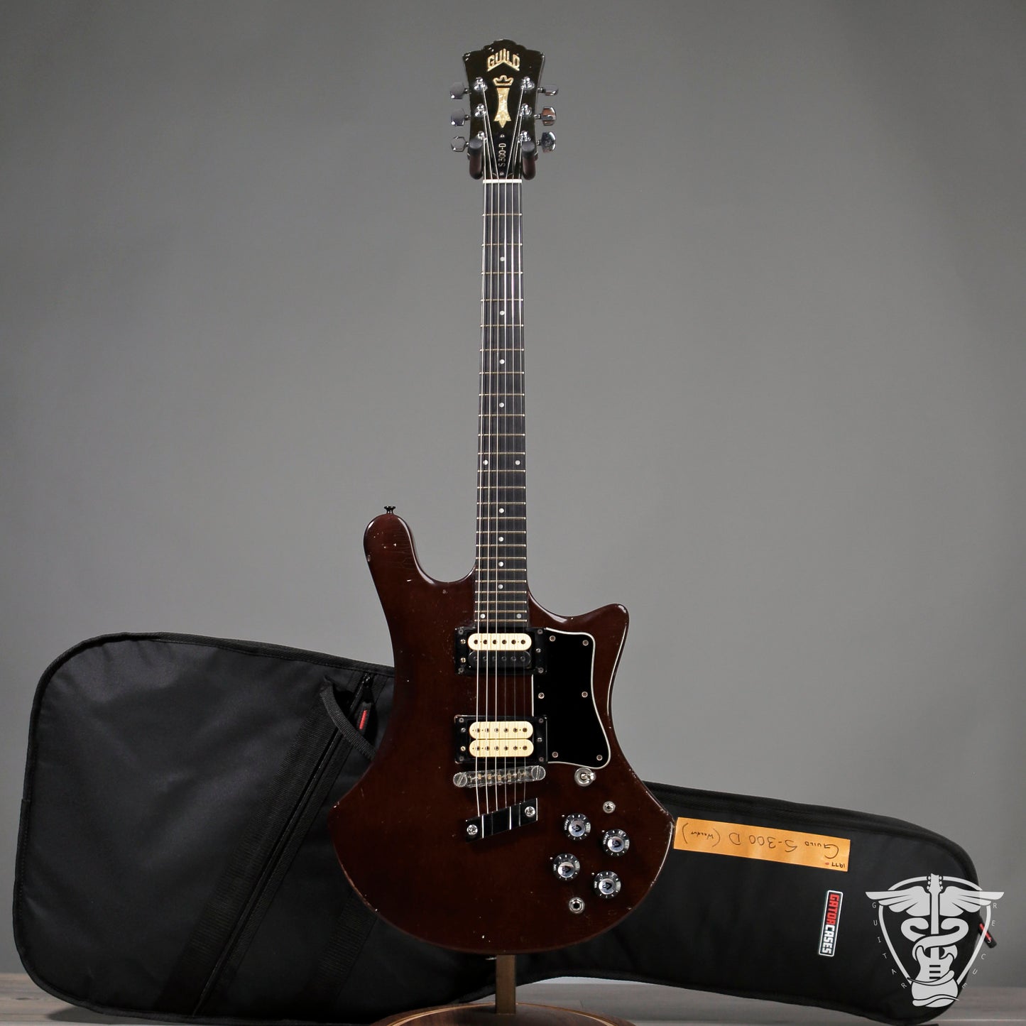 1977 Guild S-300 D - 7.59 LBS