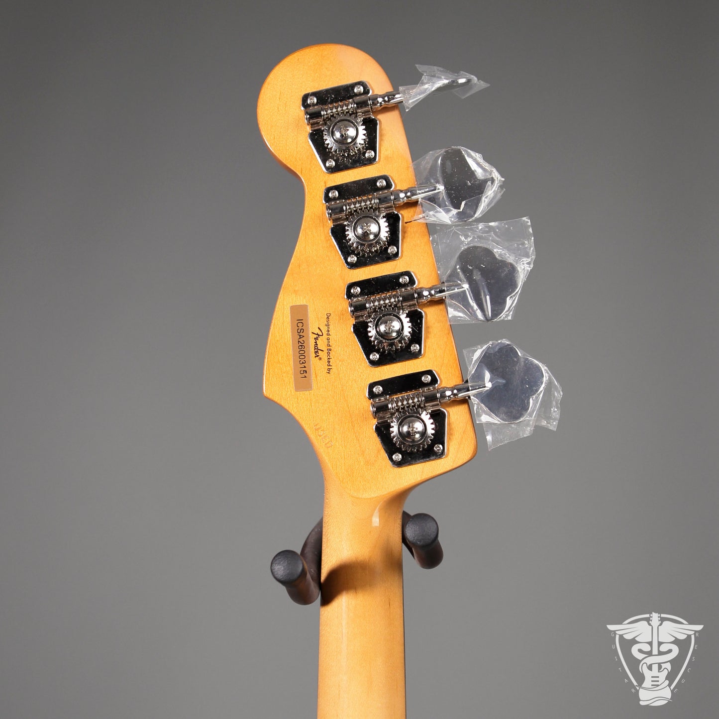 Squier Jazz Bass - Burgundy Mist