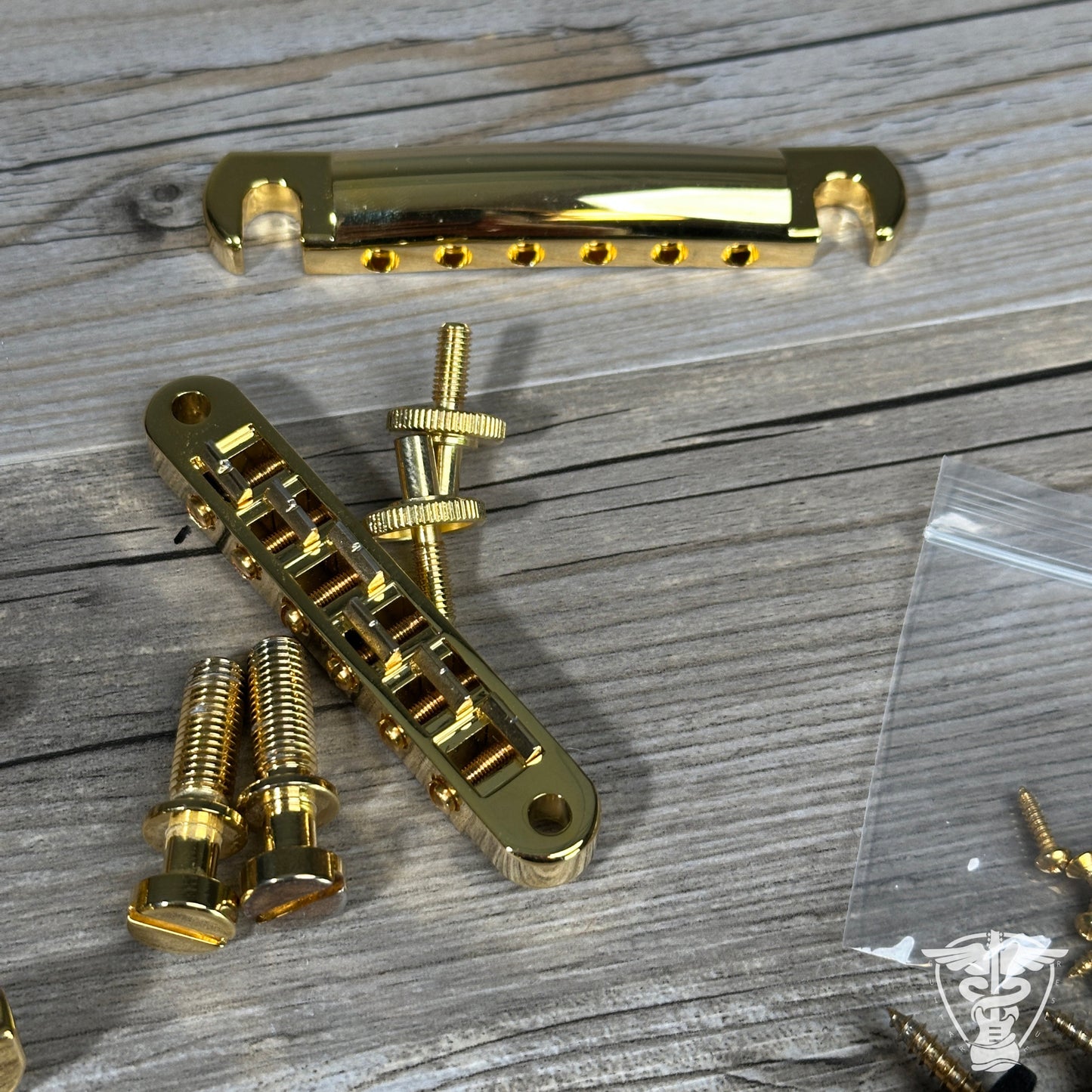 Gibson SG Supreme - Gold Hardware