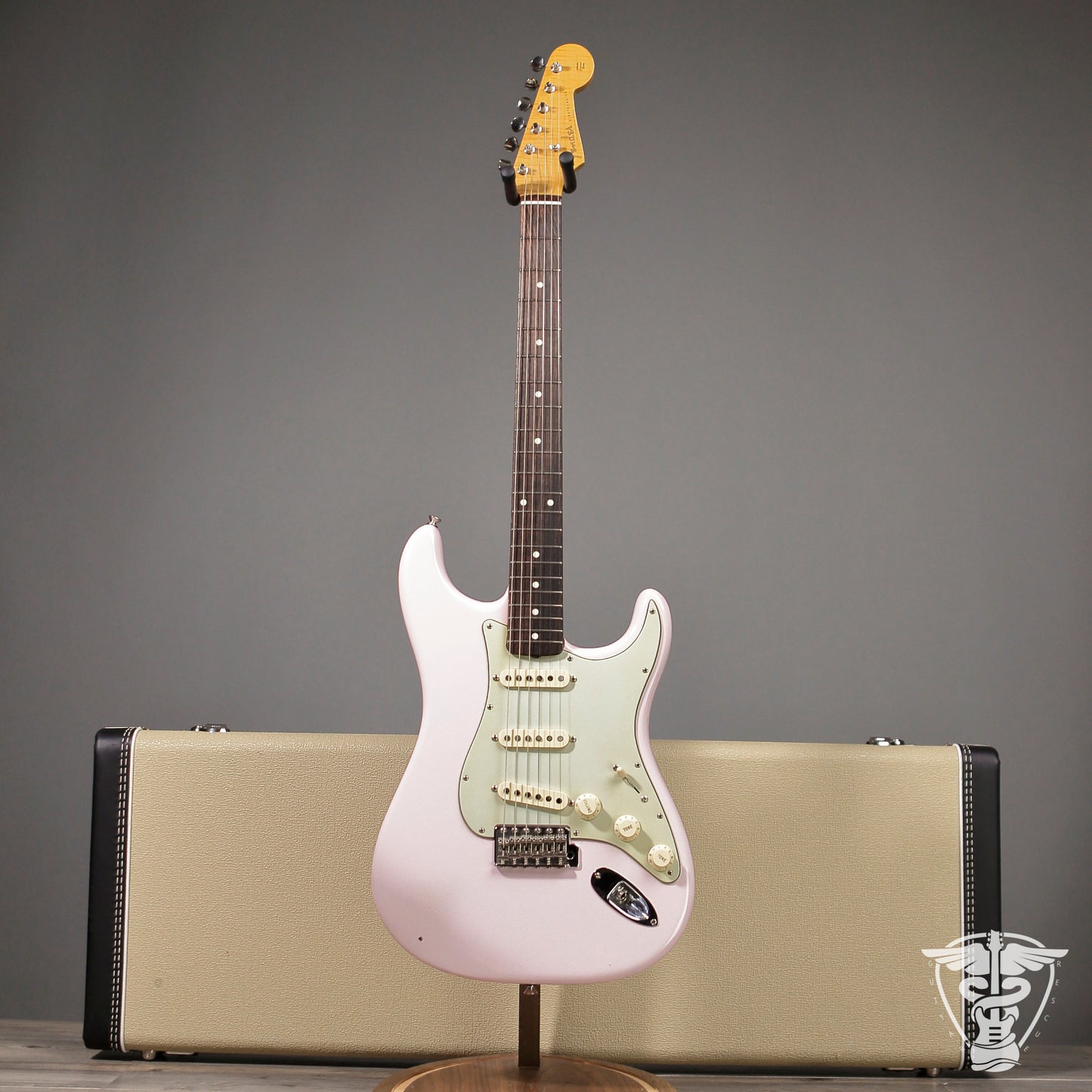 Fender Foto Flame Shell Pink Stratocaster MIJ - 7.6 LBS