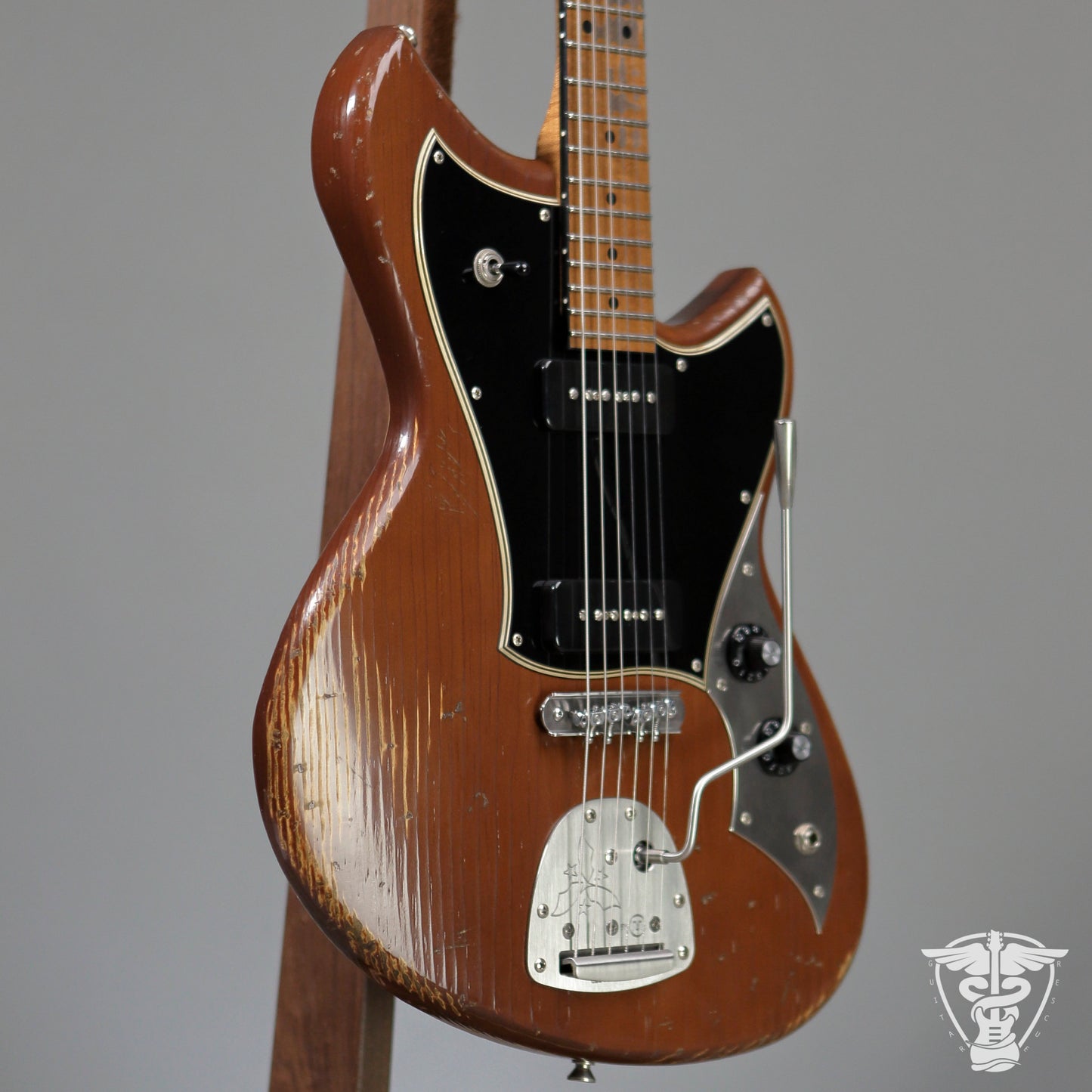 2025 Novo Serus J, Custom - 6.8 LBS