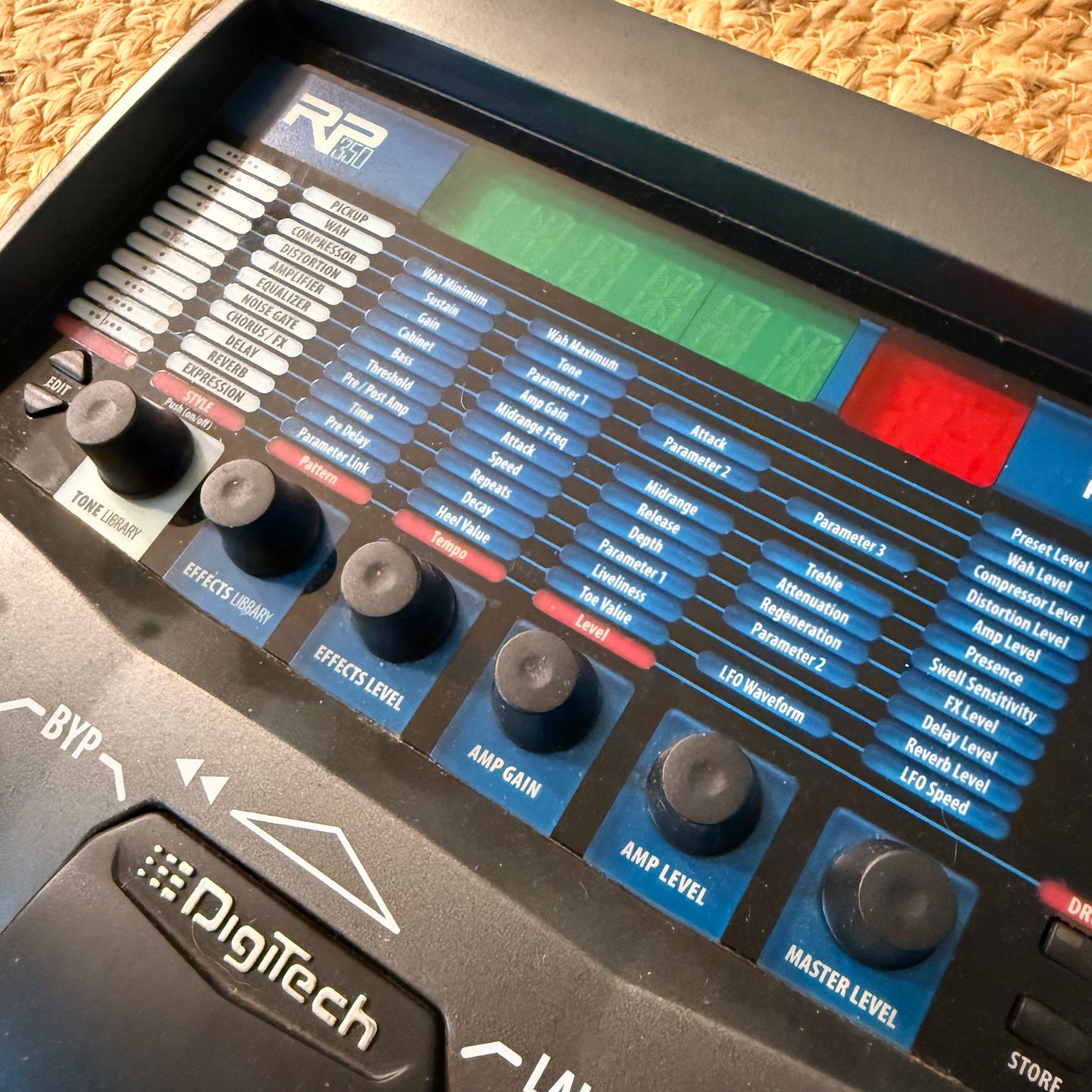 Digitech RP350 (USED)