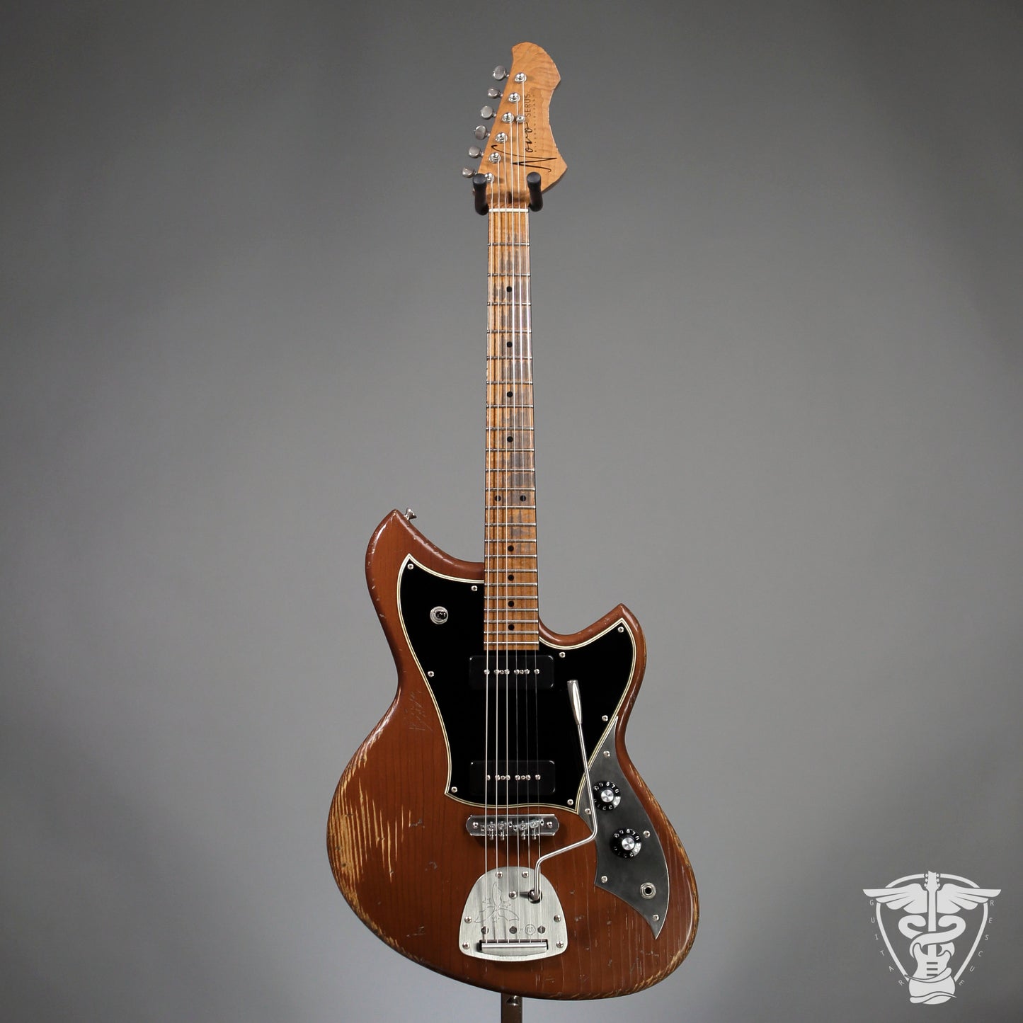 2025 Novo Serus J, Custom - 6.8 LBS