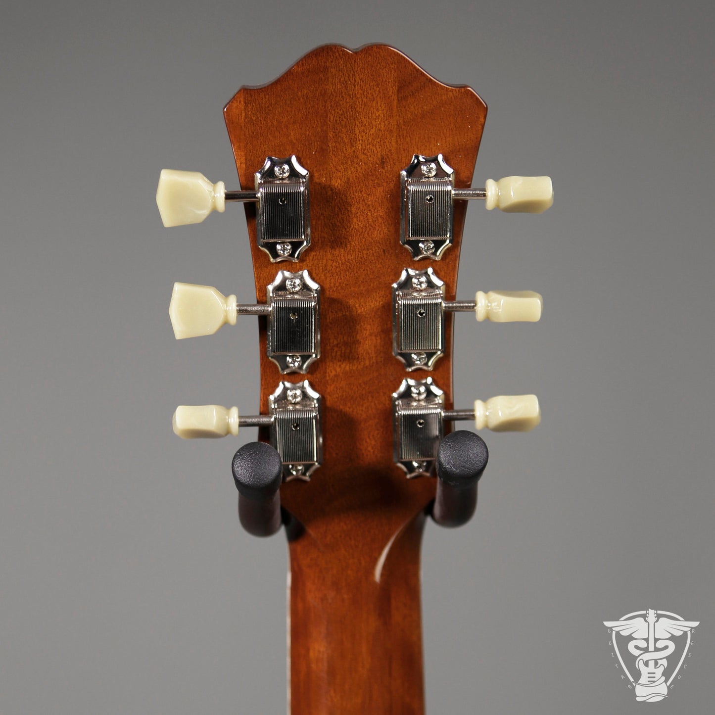 2026 Eastman T184MX (Gold Burst)