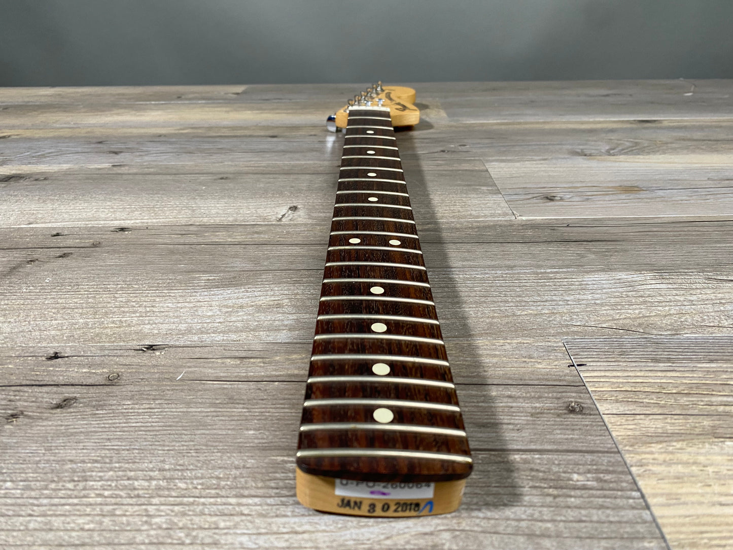 Fender American Highway One Strat Rosewood Neck w/ Tuners