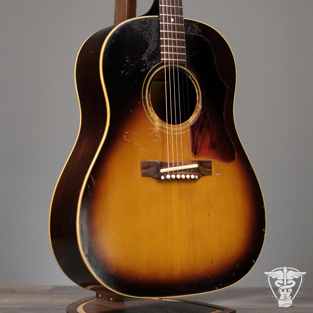 1968 Gibson J-45 ADJ - 4.52 LBS