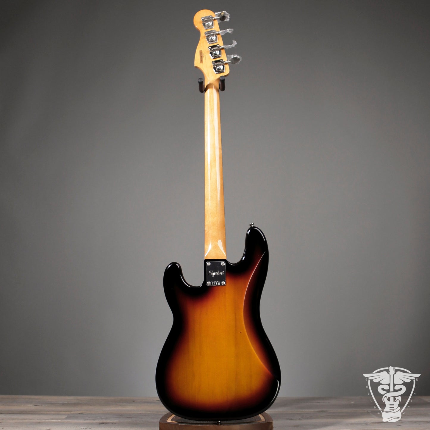 2026 Squier Classic Vibe 70s Precision Bass - 8.04 LBS