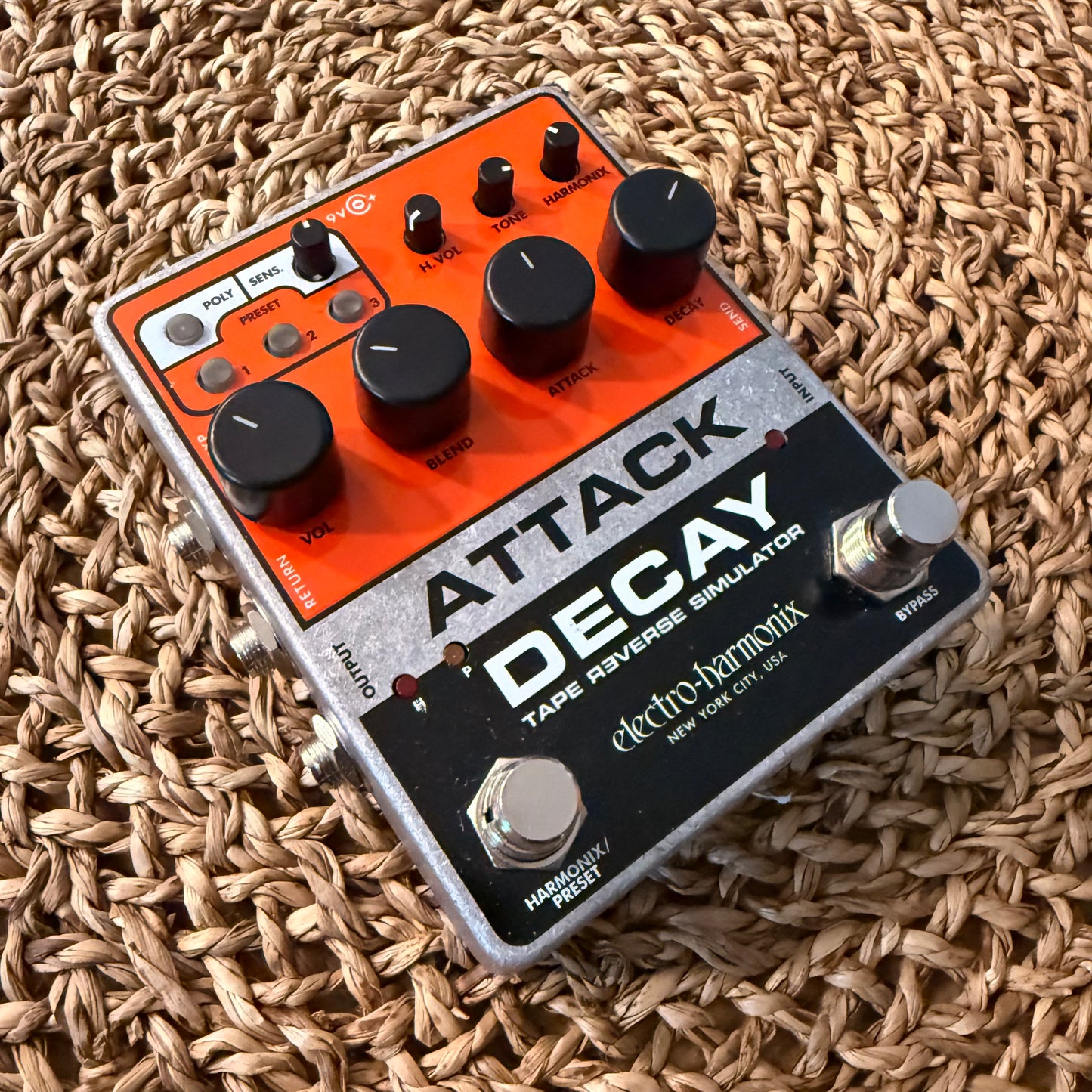Electro-Harmonix Attack Decay Tape Reverse Simulator (USED)