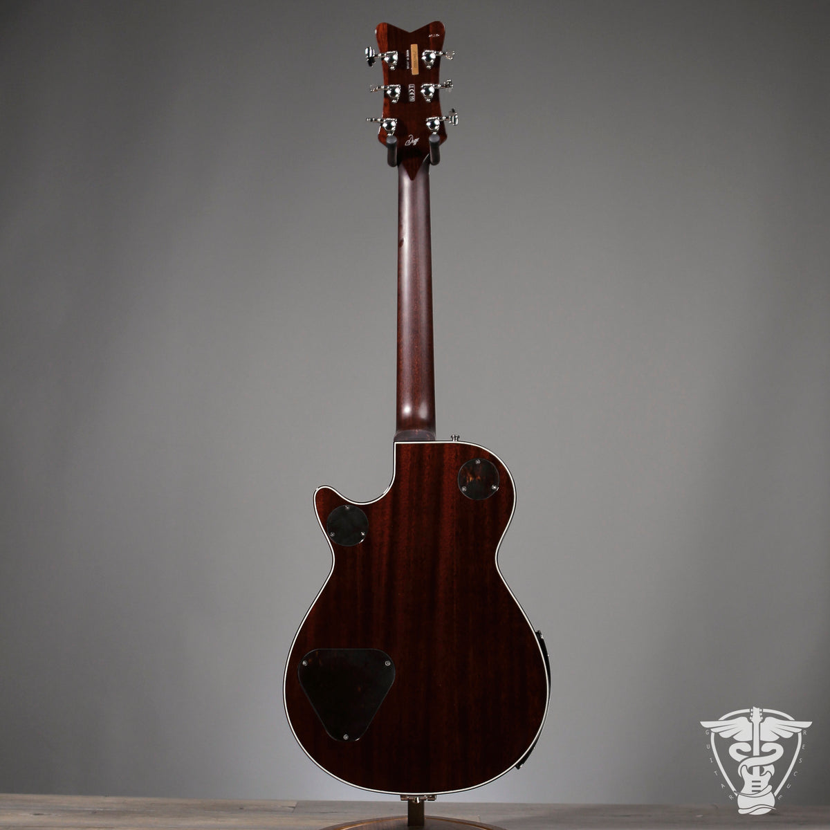 2024 Gretsch G6134TFM-NH Nigel Hendroff Signature Penguin - 8.31 LBS