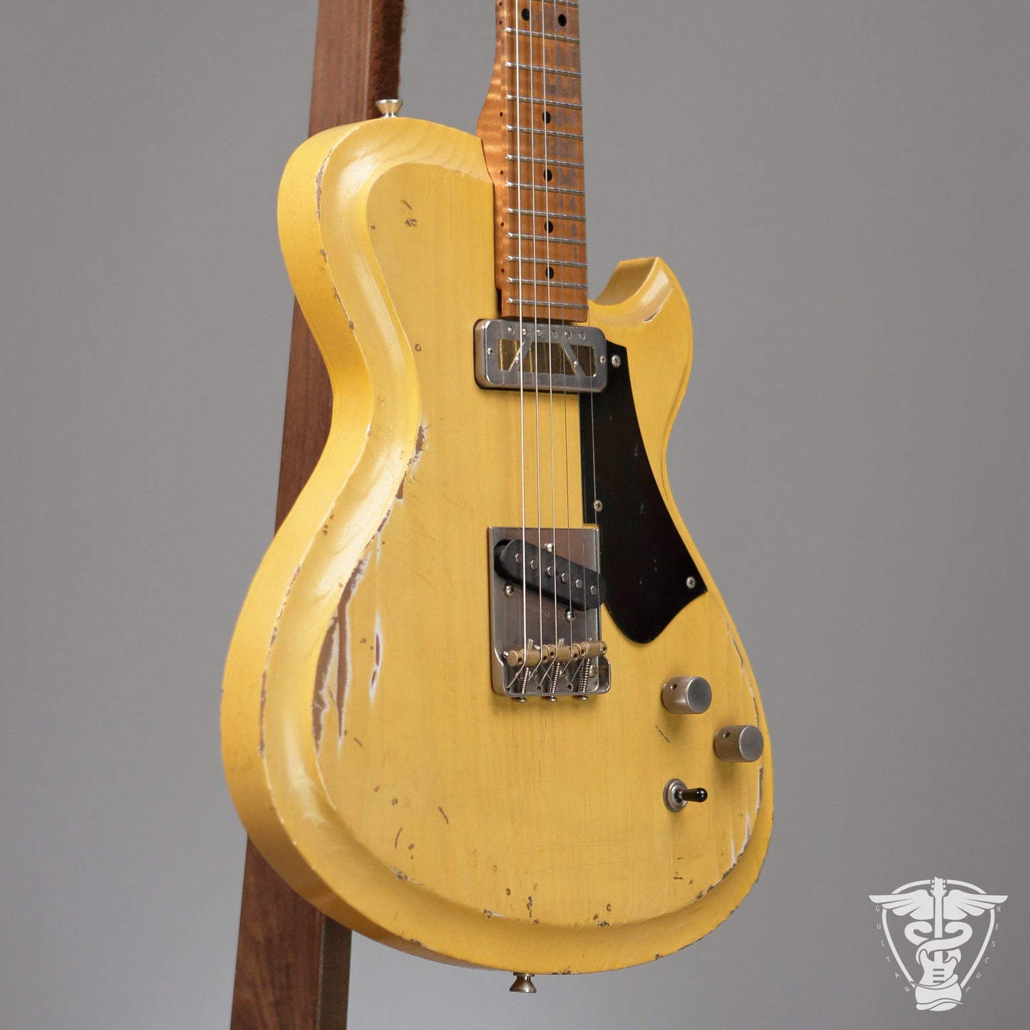 2026 Novo Novo Solus F2, Custom  - Butterscotch Blonde