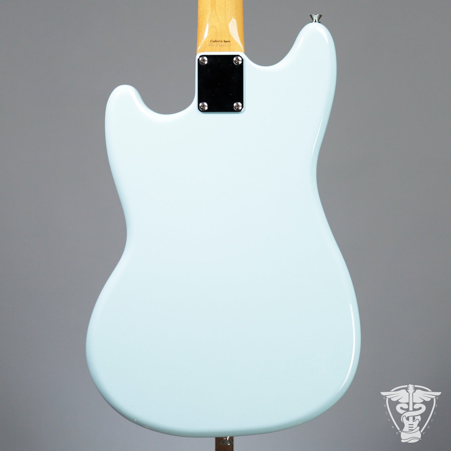 Fender MG-65 Mustang Reissue MIJ - 7.88 LBS