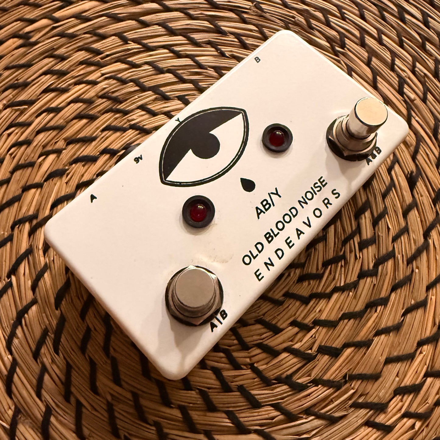 Old Blood Noise Endeavors AB/Y Switcher V1 (USED)