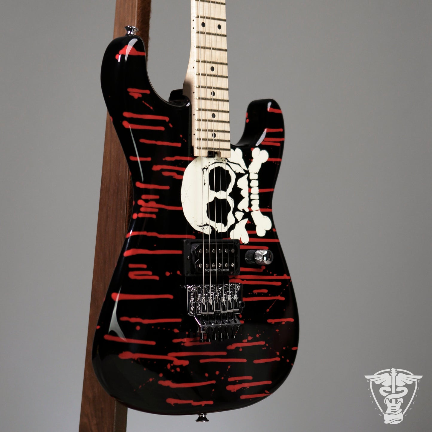 Charvel Warren DeMartini Signature Pro-Mod (Blood & Skull)