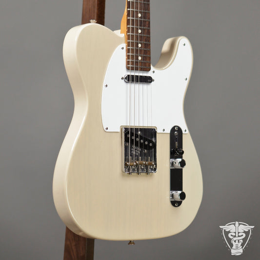 2005 Fender FSR AVRI Deluxe Player '59  - 7.9 LBS