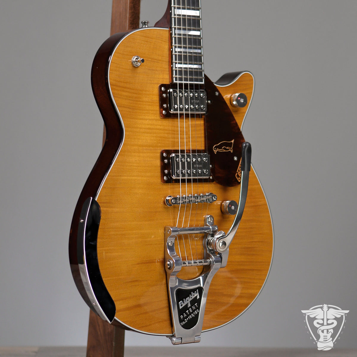 2024 Gretsch G6134TFM-NH Nigel Hendroff Signature Penguin - 8.31 LBS