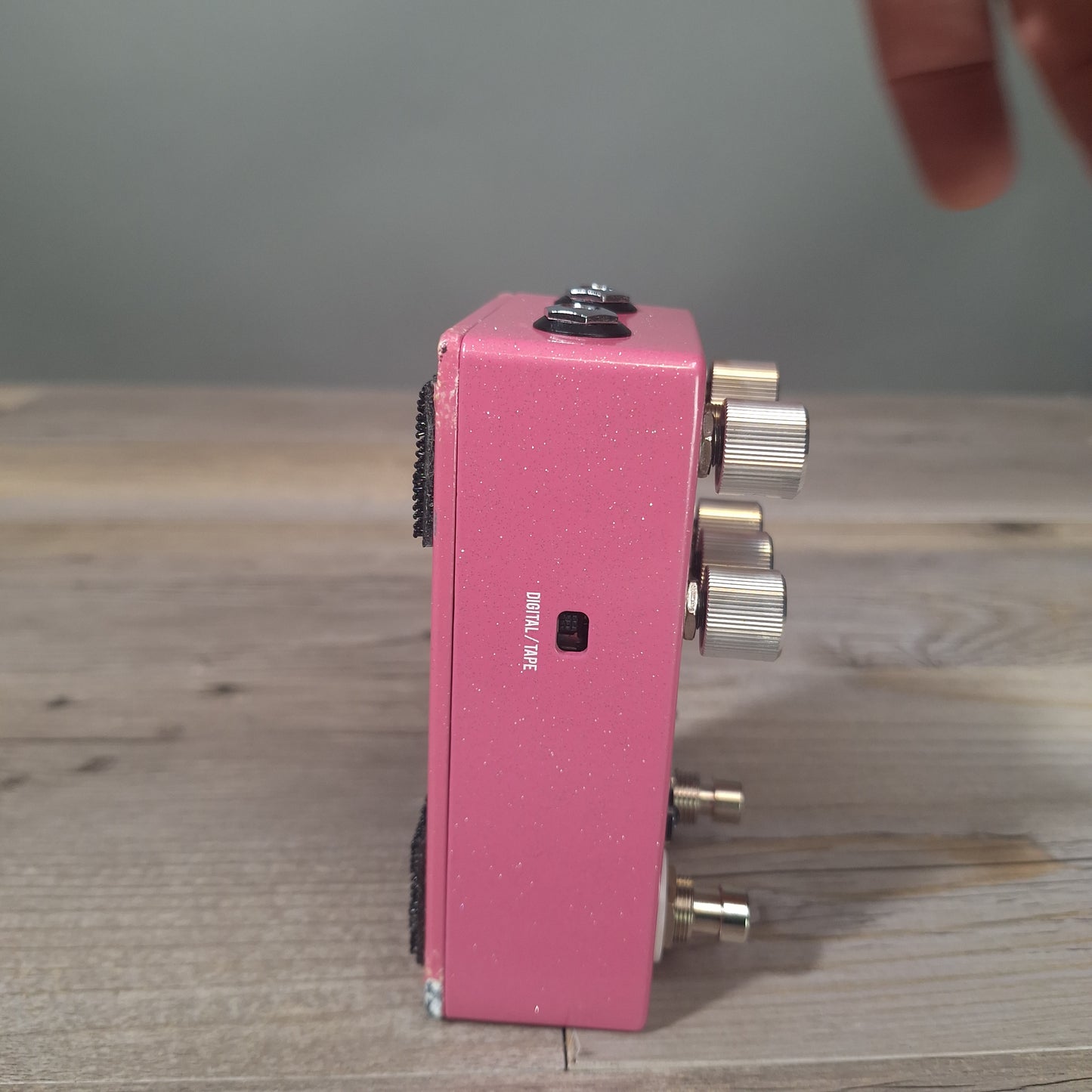 JHS Pink Panther Delay (USED)