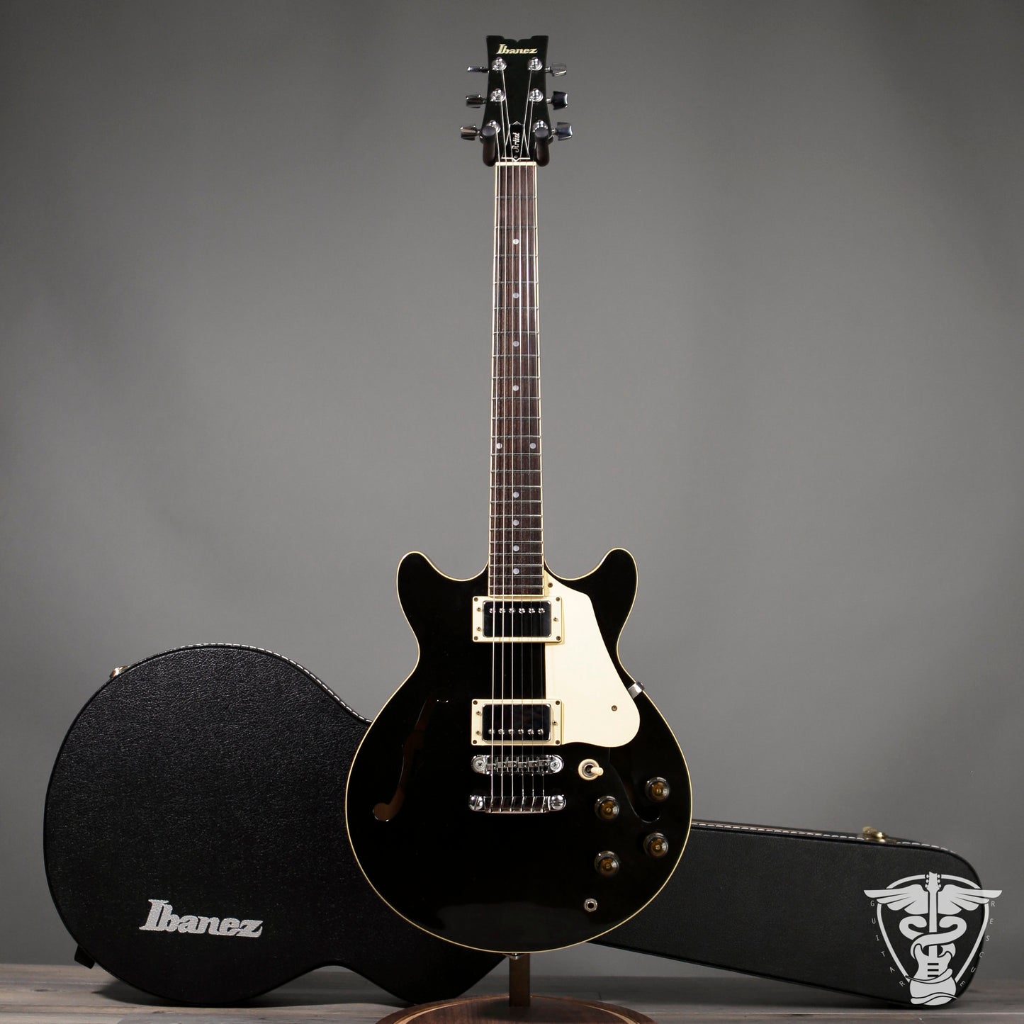 Ibanez AM100 Artist
