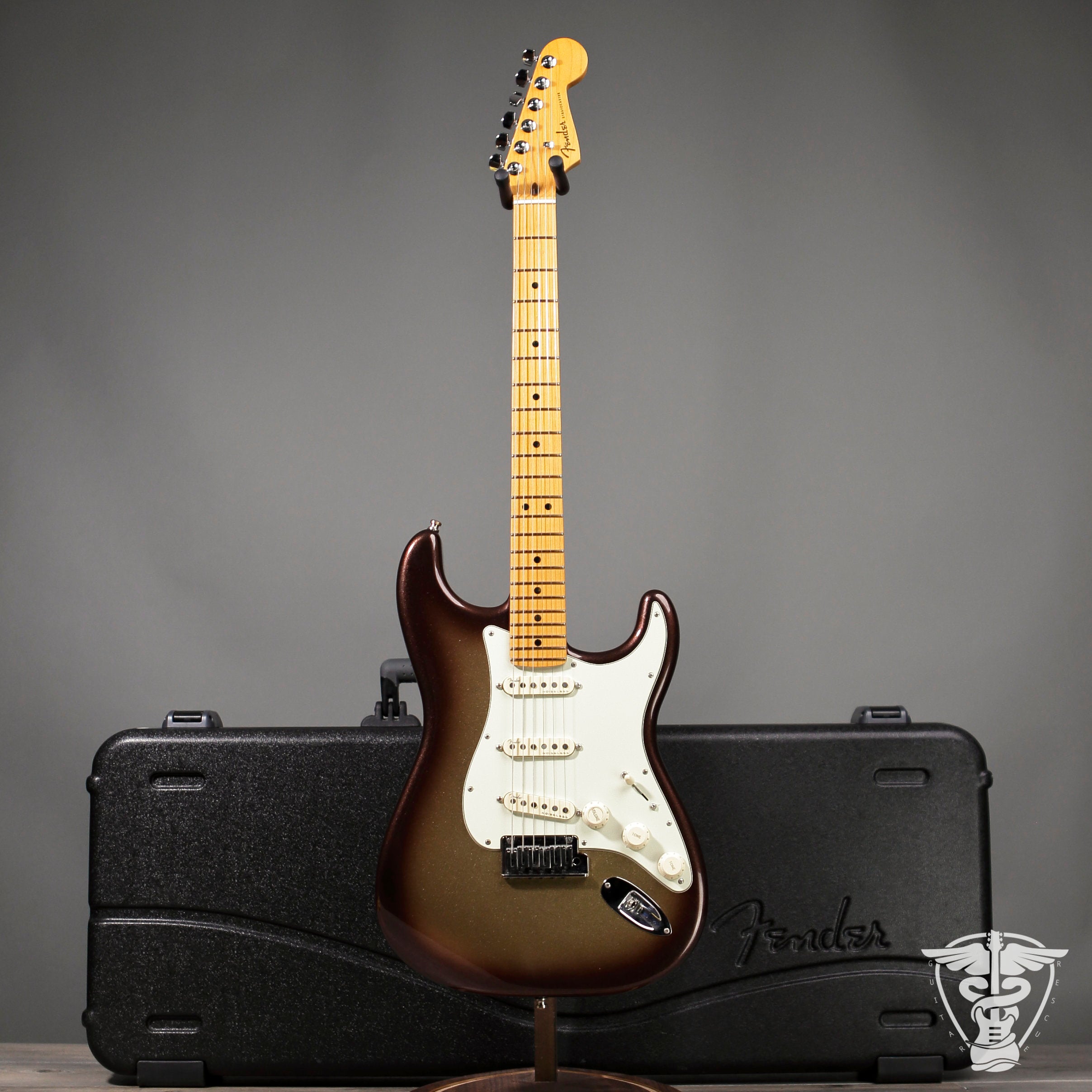 2024 Fender American Ultra Stratocaster - 8.59 LBS – The Guitar Rescue