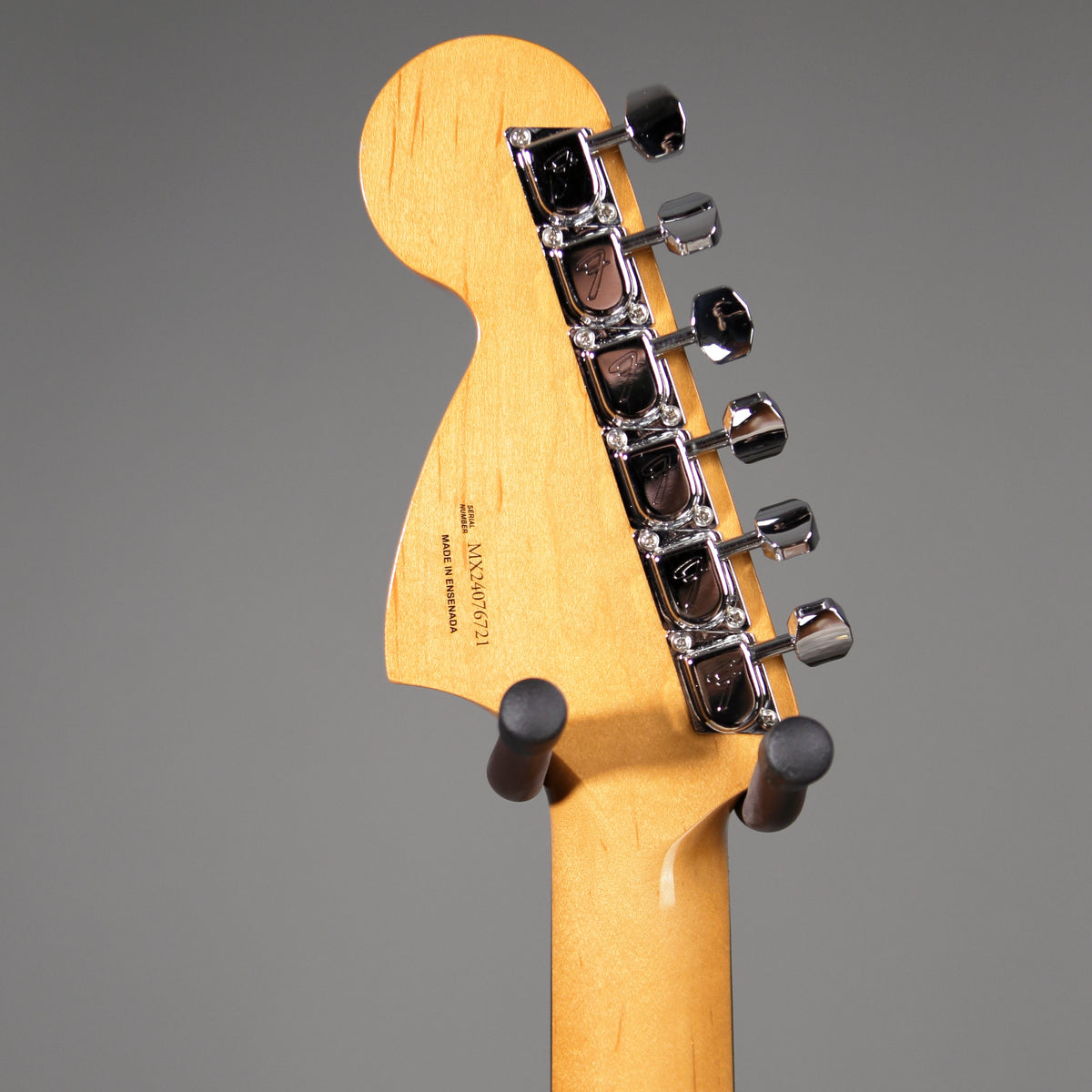 2024 Fender Vintera II 70s Jaguar - 8.91 LBS