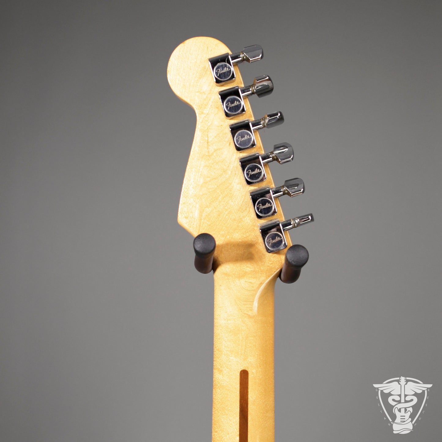 1983-1984 Fender Standard Stratocaster (2-Knob) - 7.68 LBS