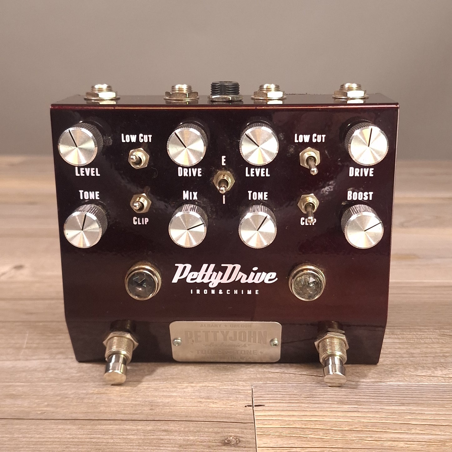 Petty John Electronics Iron & Chime (USED)