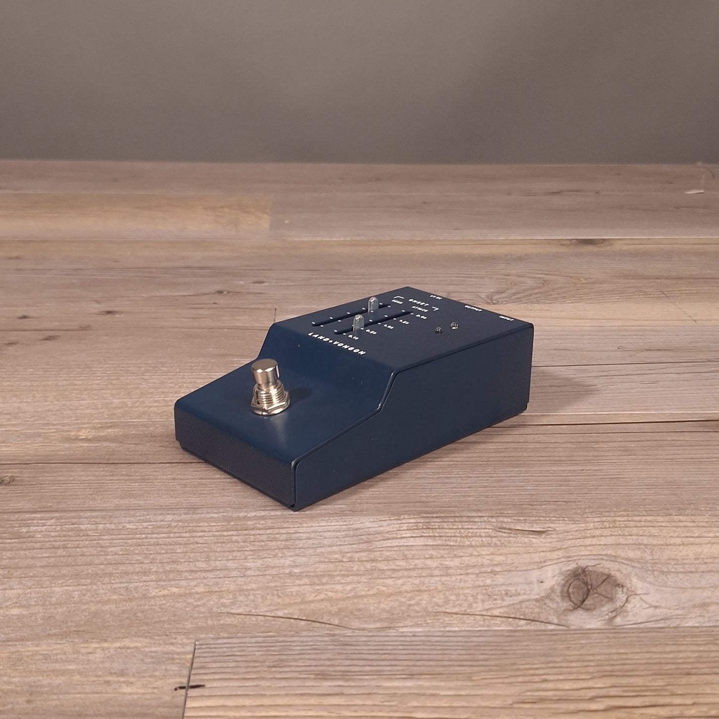 Land Devices / Vongon Onset (USED)