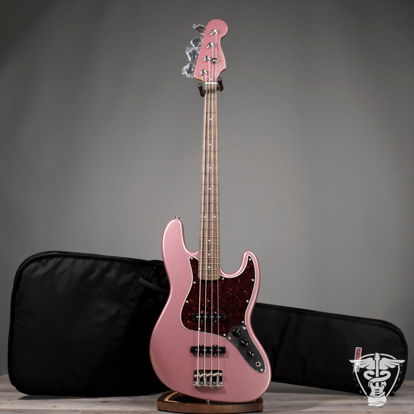 Squier Jazz Bass - Burgundy Mist