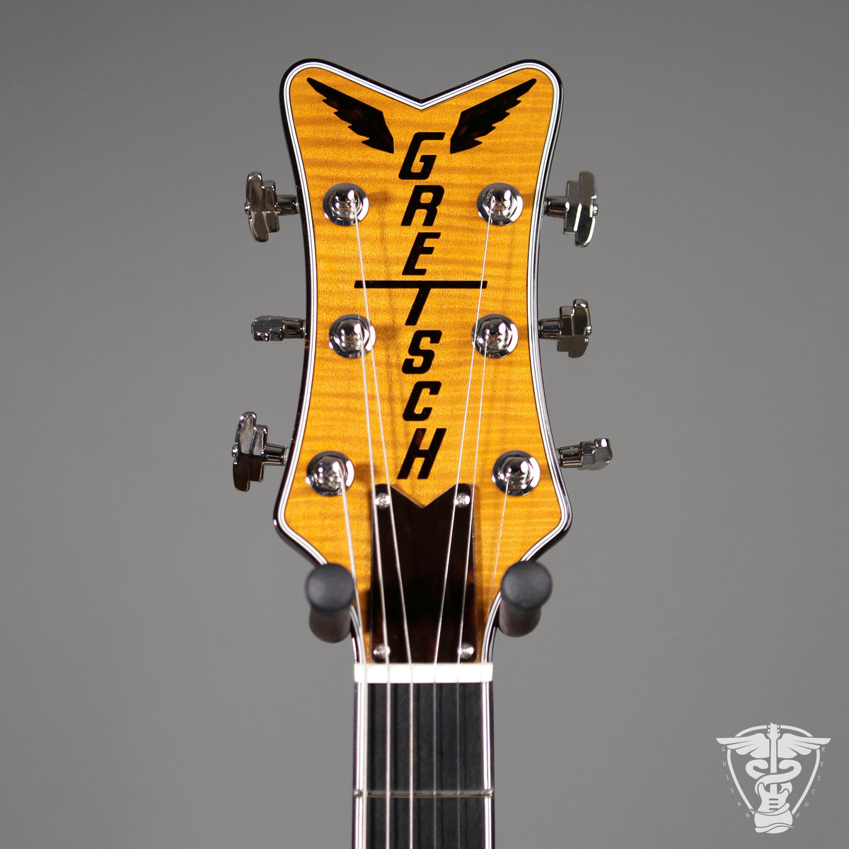 2024 Gretsch G6134TFM-NH Nigel Hendroff Signature Penguin - 8.31 LBS