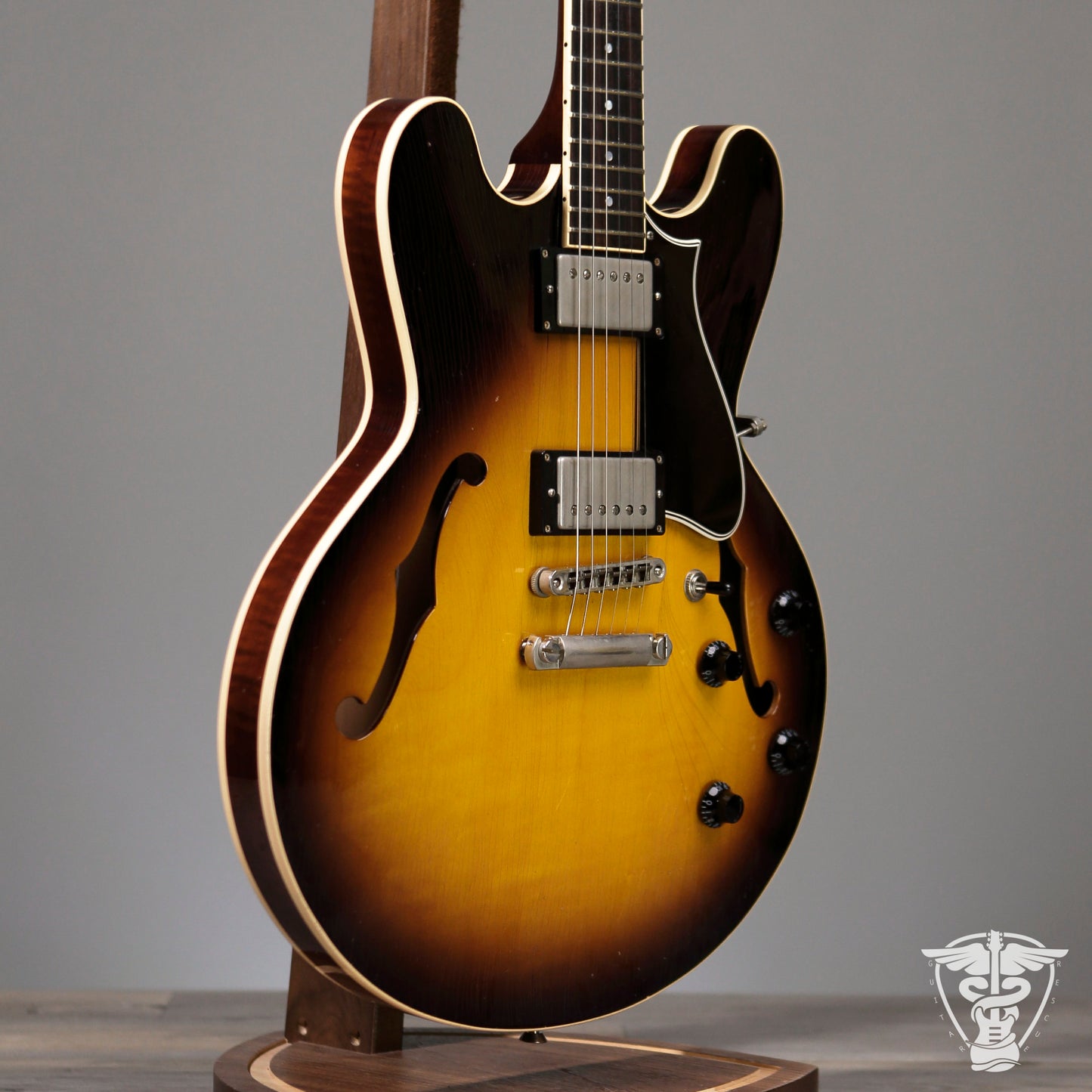 Heritage H-535 Artisan Aged - 8.06 LBS