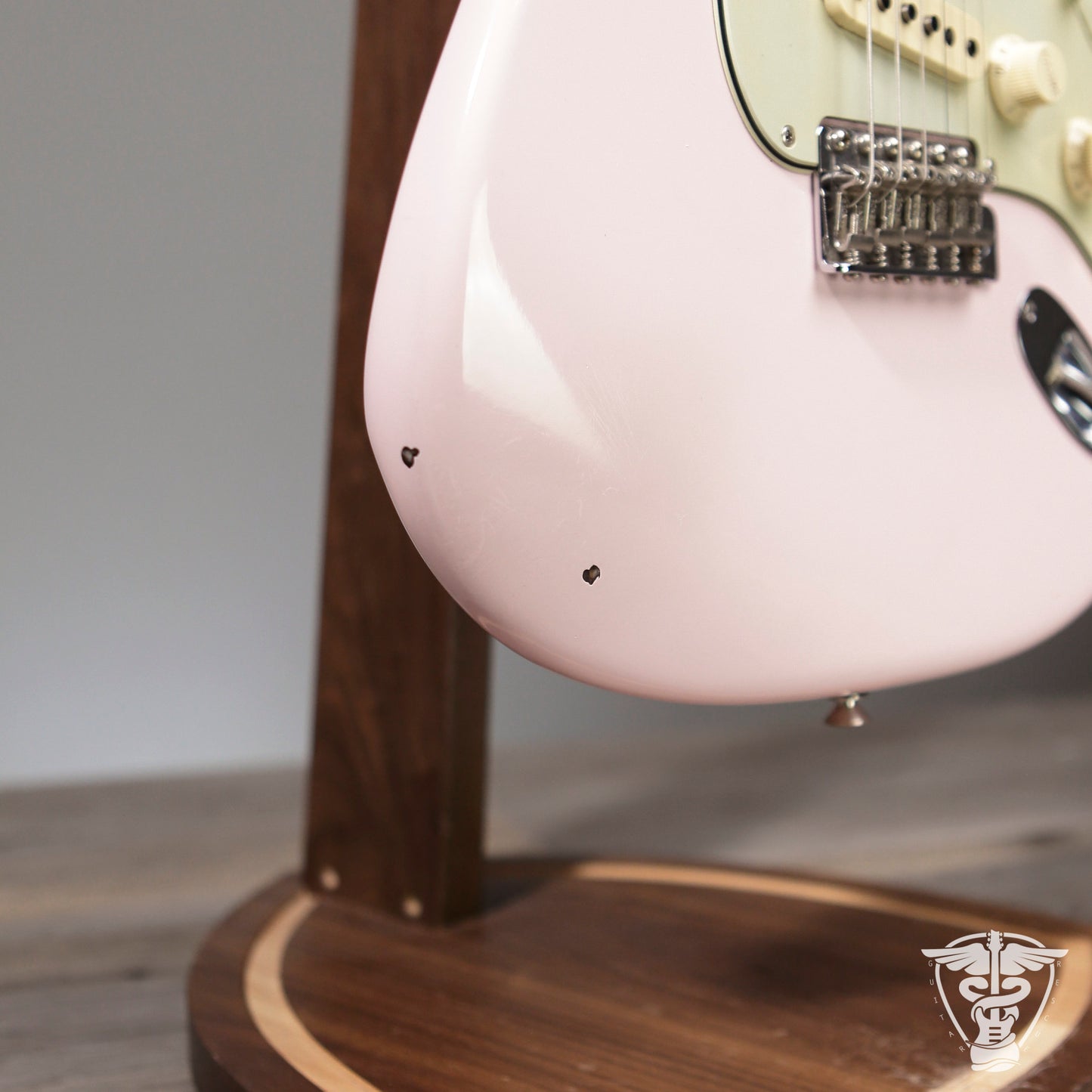 Fender Foto Flame Shell Pink Stratocaster MIJ - 7.6 LBS