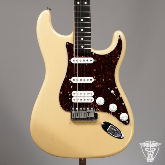 2006 Fender Deluxe Power Stratocaster - 8.2 LBS