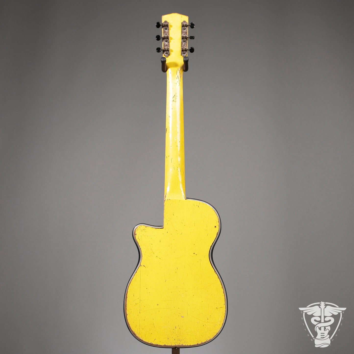 1950s Harmony H-42 Stratotone Newport - 4.87 LBS