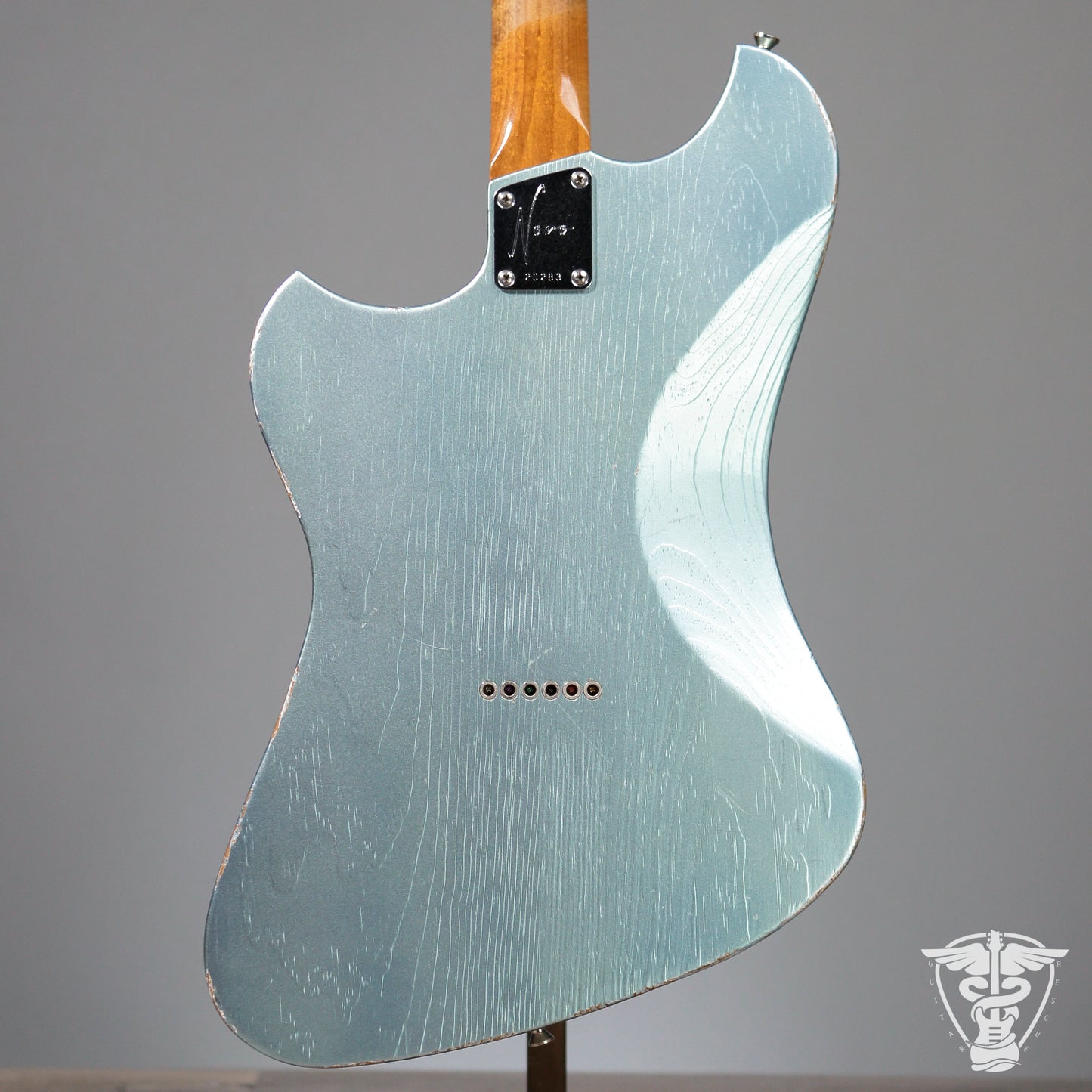 Novo Voltur Ice Metallic Blue - 6.98 LBS