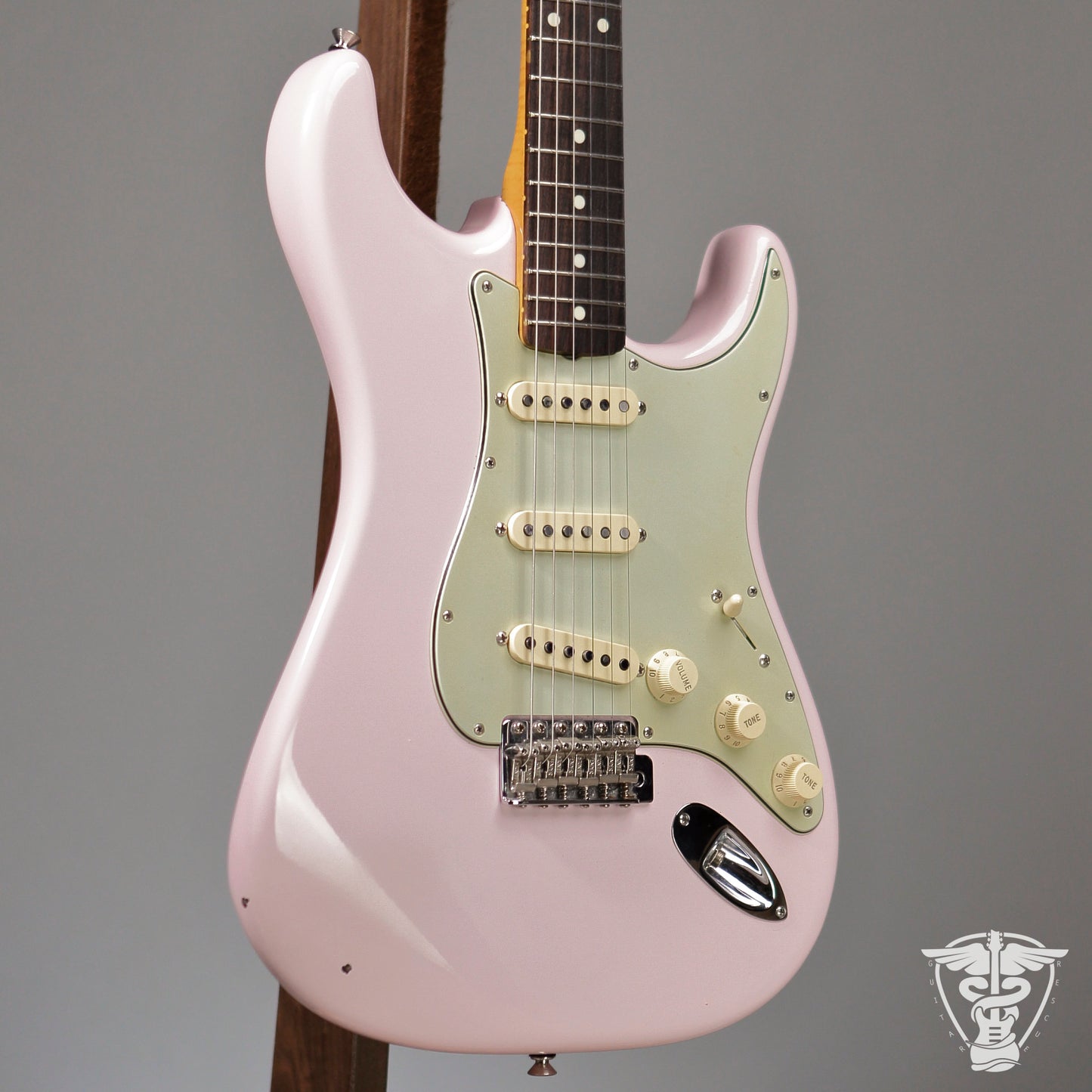 Fender Foto Flame Shell Pink Stratocaster MIJ - 7.6 LBS
