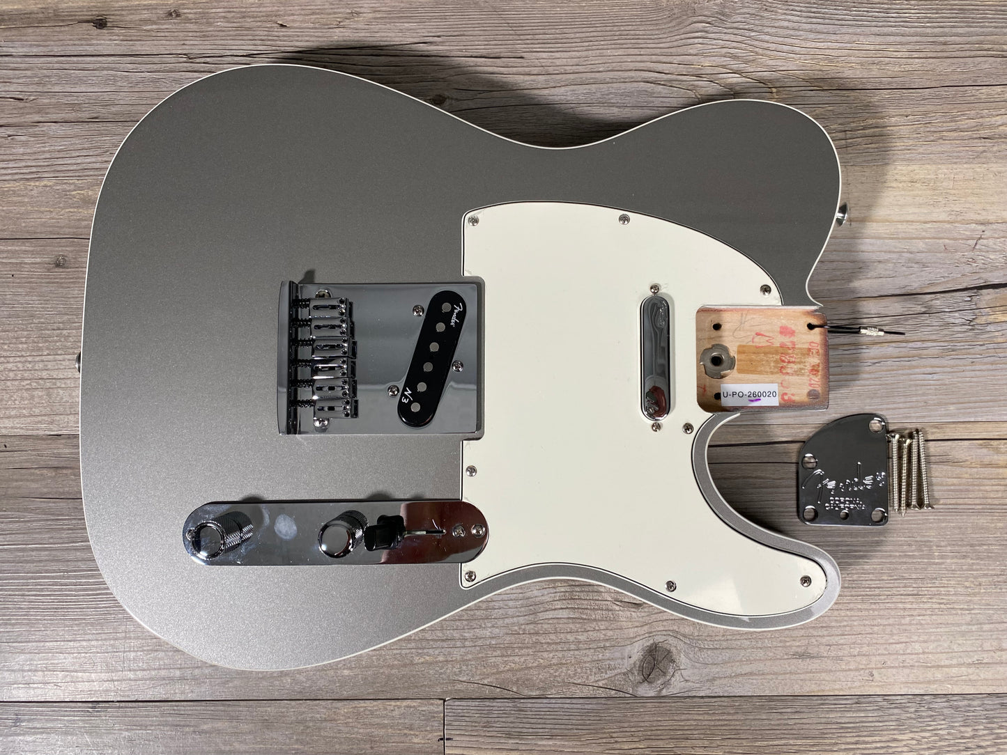 Fender Telecaster Deluxe Inca Silver Loaded Body