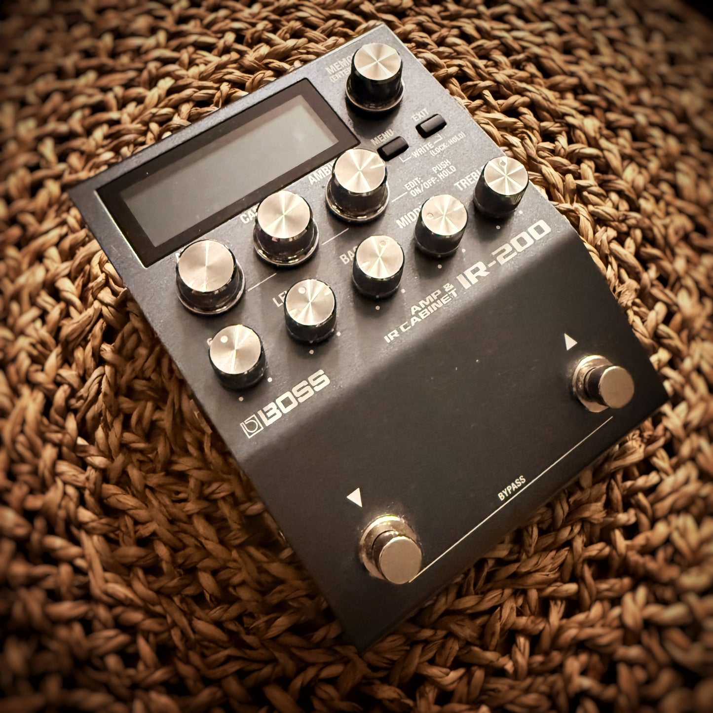 BOSS IR-200 Amp & IR Cabinet (USED)