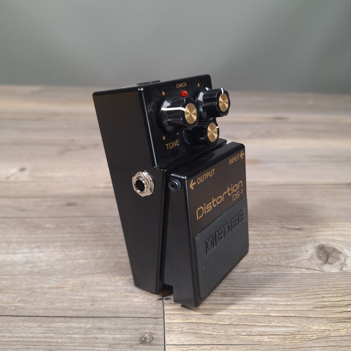 Boss DS-1 Distortion (25th Anniversary) (USED)