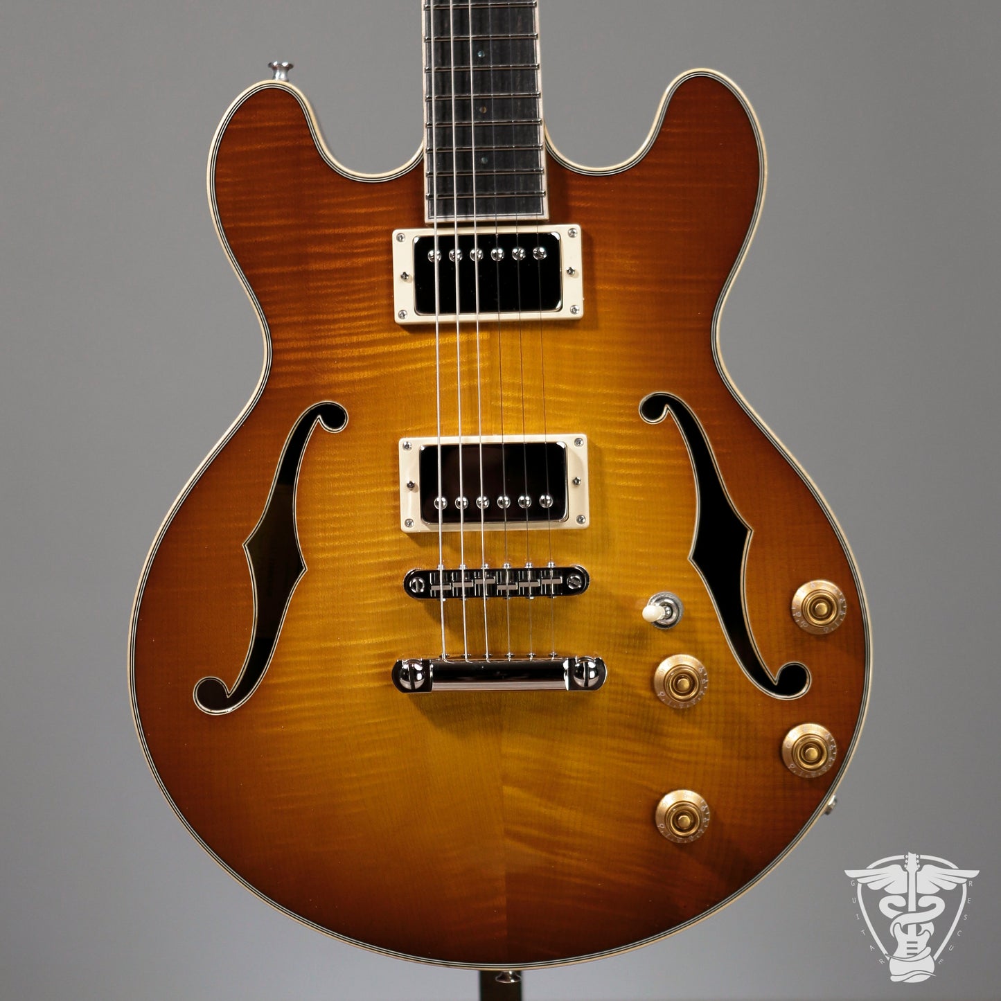 2026 Eastman T184MX (Gold Burst)